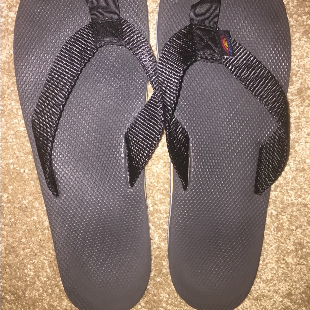 Black rainbow 🌈 flip flops!